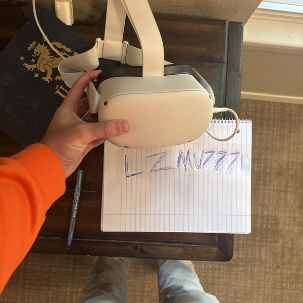 Meta Quest 2 - 64 GB