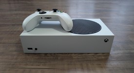 Good
													Xbox Series S (2020) - White, 512 GB, photo 2 of 10