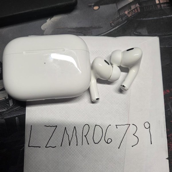 Apple AirPods Pro 2 - USB-C