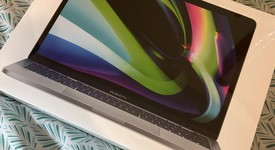 New
													MacBook Pro 2022 - 13" - Apple M2, Silver, 256 GB, 8 GB, photo 1 of 5