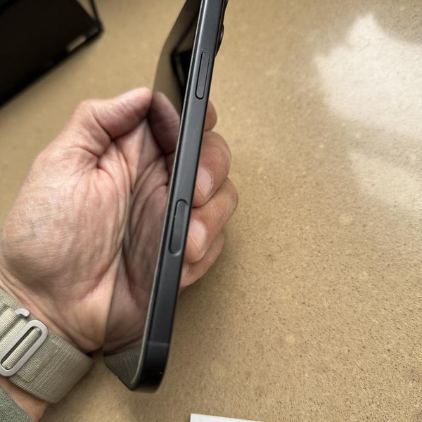 Apple iPhone 16 Plus - Unlocked, 256 GB, Black, A3082