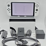 Mint Nintendo Switch - OLED - 64 GB, White