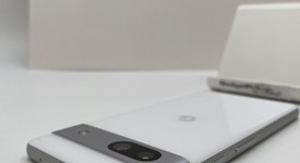 Mint
													Google Pixel 7a - Unlocked, Snow, 128 GB, 8 GB, GWKK3, photo 5 of 5