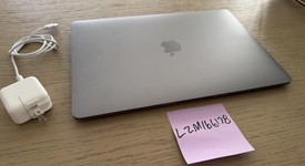 Good
													MacBook Air 2020 - 13" - Apple M1, Gray, 512 GB, 8 GB, photo 1 of 7