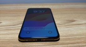 Good
													Apple iPhone Xs Max - AT&T, Gold, 64 GB, A1921, photo 1 of 7