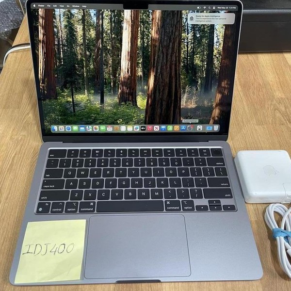 MacBook Air 2024 (M3) - 13 inch - 512 GB, Midnight, 8 GB, Apple M3, 8-core GPU