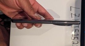 Mint
													vivo X100 Pro - Unlocked Non-US, Black, 512 GB, 16 GB, photo 4 of 11