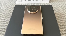 Mint
													Honor Magic V5 - Unlocked Non-US, Gold, 512 GB, 16 GB, photo 2 of 11