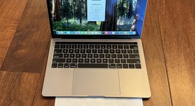 Good
													MacBook Pro 2018 (With Touch Bar) - 13" - I5, Gray, 512 GB, 16 GB, photo 1 of 13
