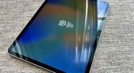 Good
													Apple iPad Pro 11" 2nd Gen 2020 - Unlocked, Gray, 256 GB, A2068, photo 2 of 9
