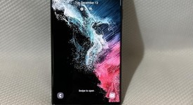Mint
													Samsung Galaxy S22 Ultra - AT&T, Black, 128 GB, 8 GB, SM-S908U, photo 1 of 7