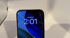 Mint
													Apple iPhone 15 Pro - Unlocked, Natural, 128 GB, A2848, photo 2 of 12