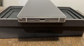 Mint
													Samsung Galaxy S25 Ultra - Unlocked, Whitesilver, 512 GB, 12 GB, SM-S938U1, photo 2 of 12