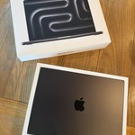 Good MacBook Pro 2026 - 14 inch (M5) - 1 TB, Space Black, 24 GB, Apple M5 Pro 15-core (16-core GPU), Standard Display