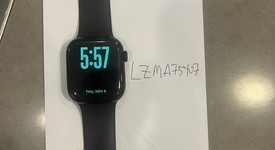 Mint
													Apple Watch Series 11 42mm - Unlocked, Jet Black, A3335 - Cellular, Aluminum, photo 2 of 6