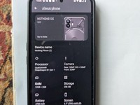 Nothing Phone (2)