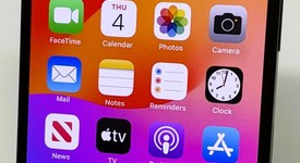 Mint
													Apple iPhone 15 - Unlocked, Black, 128 GB, A2846, photo 2 of 13