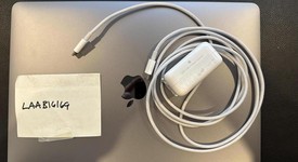 Good
													MacBook Air 2018 - 13" - I5, Silver, 256 GB, 8 GB, photo 1 of 7