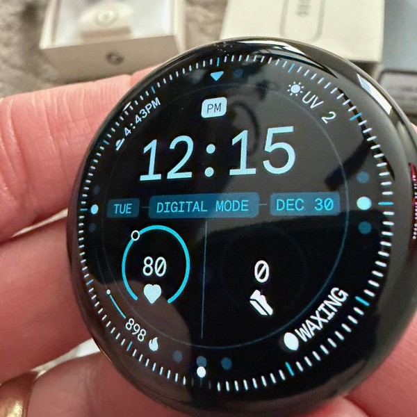 Google Pixel Watch 4 - Wi-Fi, Black, 45mm