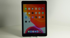 Mint
													Apple iPad 6th Gen - Unlocked, Gray, 128 GB, A1954, photo 2 of 7