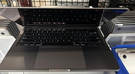 Good
													MacBook Pro 2020 - 13" - I5, Gray, 1 TB, 32 GB, photo 2 of 4