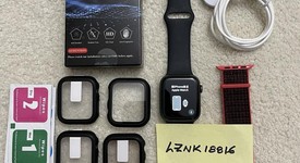 Good
													Apple Watch Series 5 44mm - Unlocked Non-US, Gray, A2157 Non-US Cellular, Aluminum, photo 1 of 7