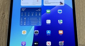 Good
													Apple iPad Pro 12.9" 5th Gen 2021 - Unlocked, Silver, 128 GB, photo 2 of 7
