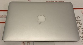 Good
													MacBook Air 2015 - 11" - Silver, 128 GB, 8 GB, photo 2 of 6