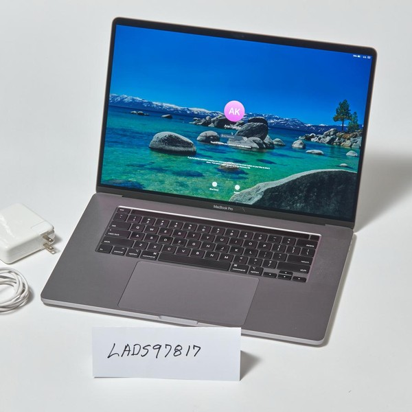 MacBook Pro 2019 - 16 inch - 2 TB, Gray, 64 GB, Intel Core i9