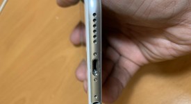 Good
													Apple iPhone 6 - AT&T, Silver, 16 GB, A1549, photo 3 of 4