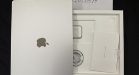 Good
													MacBook Air 2025 (M4) - 15" - Apple M4, Silver, 256 GB, 16 GB, photo 3 of 6