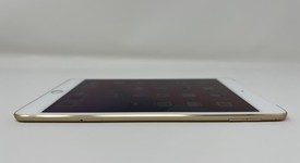 Good
													Apple iPad Mini 4 - Unlocked, Gold, 32 GB, photo 6 of 6