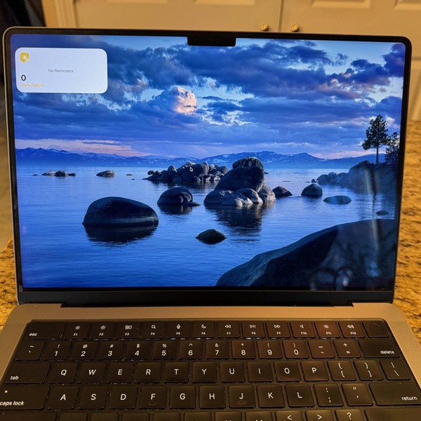 MacBook Pro 2021 - 14 inch - Apple M1 Max, Gray, 2 TB, 64 GB