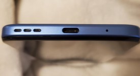 Mint
													Moto G Play (2024) - Unlocked, Blue, 64 GB, 4 GB, photo 6 of 6