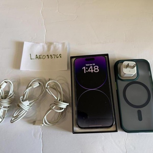 Apple iPhone 14 Pro - Unlocked, 256 GB, Purple, A2650