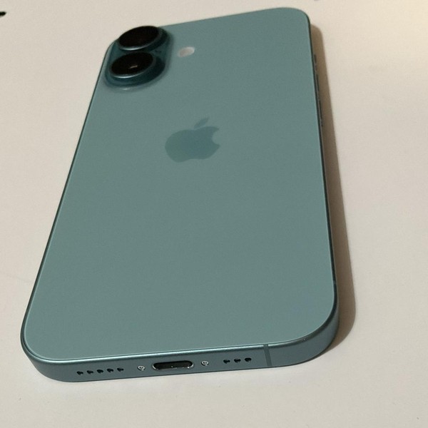 Apple iPhone 16 - Unlocked, 128 GB, Teal, A3081