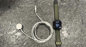 Fair
													Apple Watch Series 7 45mm - Black, A2474 - GPS, Aluminum, photo 2 of 6