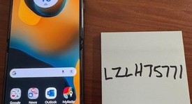 Mint
													Motorola Razr Plus (2023) - Unlocked, Black, 256 GB, 8 GB, photo 2 of 8