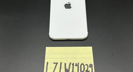 Good
													Apple iPhone SE 2nd Gen 2020 - Unlocked, White, 256 GB, A2275, photo 2 of 5