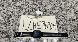 Good
													Apple Watch Series 5 44mm - Unlocked, Black, A2095 Cellular, Stainless Steel, photo 1 of 6