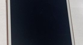 Fair
													Apple iPhone 8 Plus - Unlocked, Gold, 64 GB, A1864, photo 3 of 5