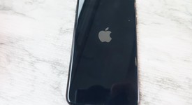 Good
													Apple iPhone SE 3rd Gen 2022 - Verizon, Midnight, 64 GB, A2595, photo 4 of 4