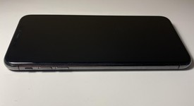 Good
													Apple iPhone Xs Max - Unlocked, Gray, 64 GB, A1921, photo 2 of 9