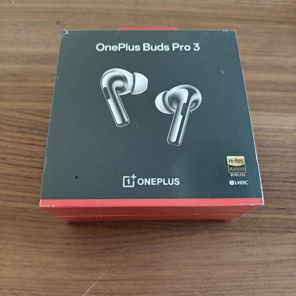 OnePlus Buds Pro 3 - Lunar Radiance