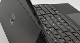 Good
													Microsoft Surface Pro X - SQ1, Black, 512 GB, 16 GB, GSM Unlocked, photo 5 of 17