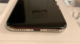 Mint
													Apple iPhone X - Verizon, Silver, 64 GB, A1865, photo 3 of 10