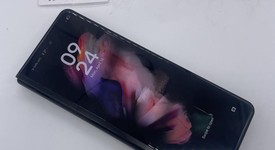 Good
													Samsung Galaxy Z Fold3 5G - T-Mobile, Black, 256 GB, 12 GB, SM-F926U, photo 2 of 10