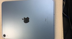 Mint
													Apple iPad 10th Gen - Unlocked, Blue, 64 GB, A2757, photo 6 of 6