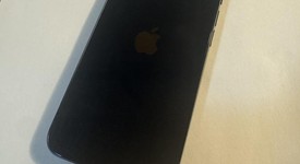 Mint
													Apple iPhone 13 - Unlocked, Midnight, 256 GB, A2482, photo 5 of 15