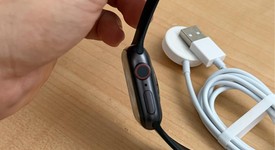 Good
													Apple Watch Series 5 40mm - Unlocked Non-US, Gray, A2156 Non-US Cellular, Aluminum, photo 4 of 10